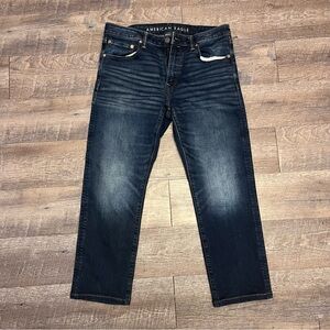 American Eagle Outfitters Women's Dark Wash Straight Leg Jeans